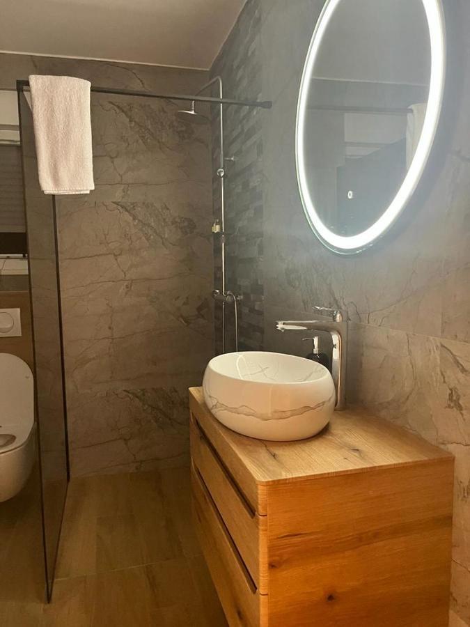 Olive Oasis Penthouse With Jacuzzi Lejlighed Zadar Eksteriør billede
