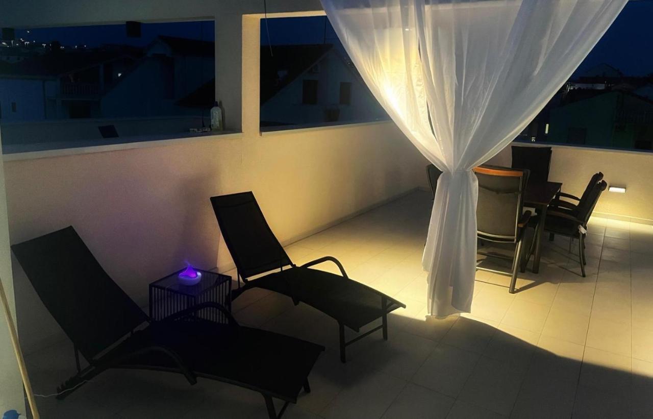 Olive Oasis Penthouse With Jacuzzi Lejlighed Zadar Eksteriør billede